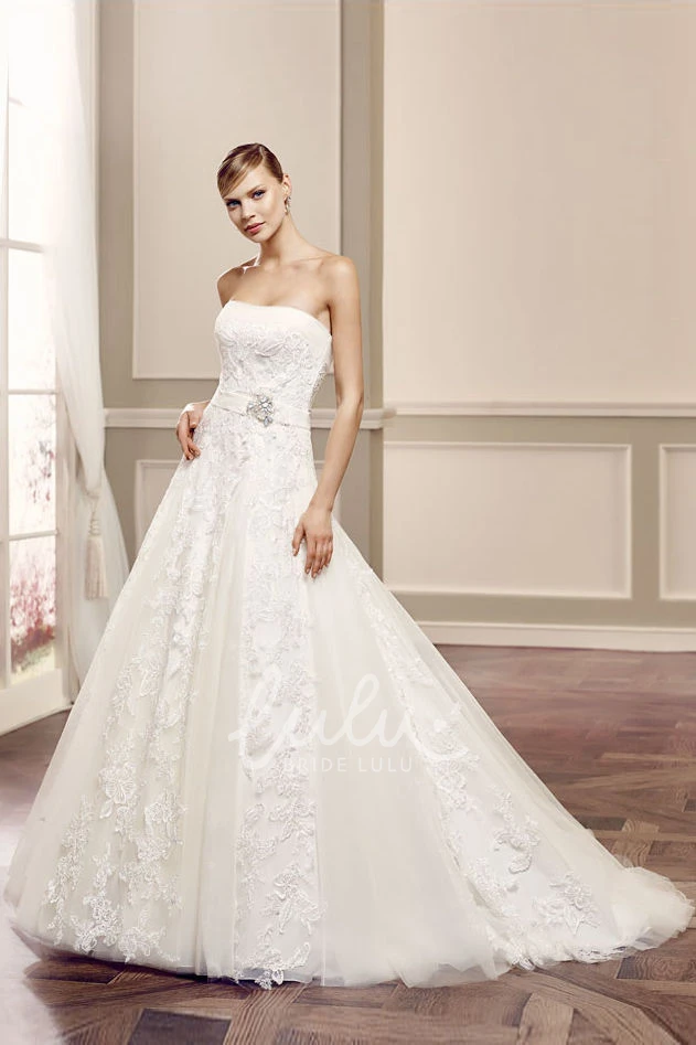 Lace Appliqued Strapless Ball-Gown Wedding Dress with Corset Back Elegant Bridal Gown