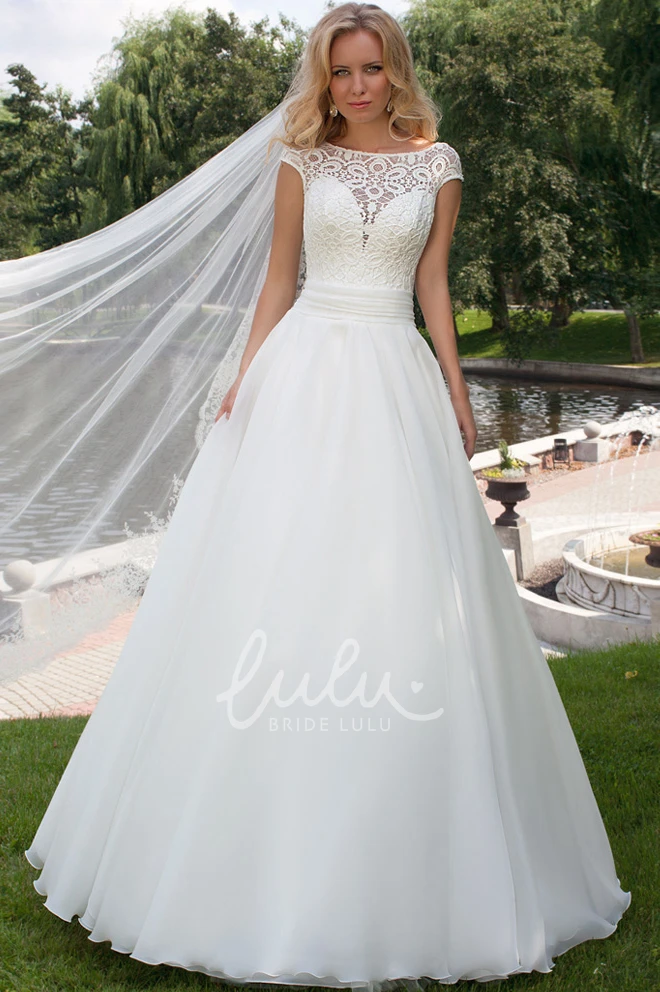 A-Line Cap Sleeve Tulle Wedding Dress with Appliques Elegant Bridal Gown