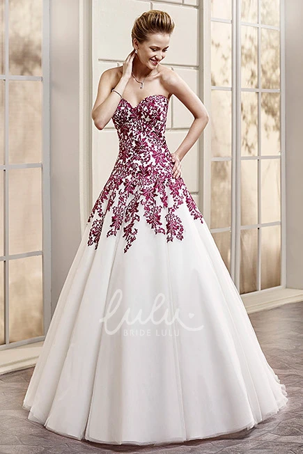 Elegant Sweetheart A-Line Tulle Wedding Dress