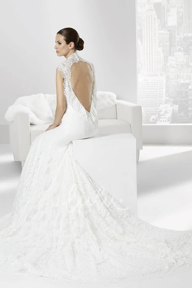 Floor-Length Queen-Anne Sheath Lace Wedding Dress with Appliques Unique Bridal Gown