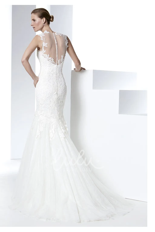 Sleeveless Appliqued Lace Wedding Dress Jewel Neck A-Line Design