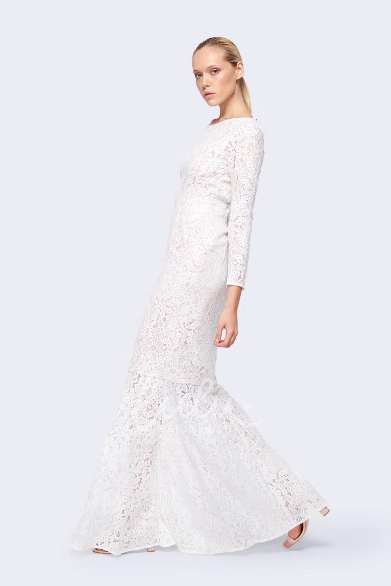 Jewel-Neck Sheath Lace Wedding Dress with Straps in Floor-Length
