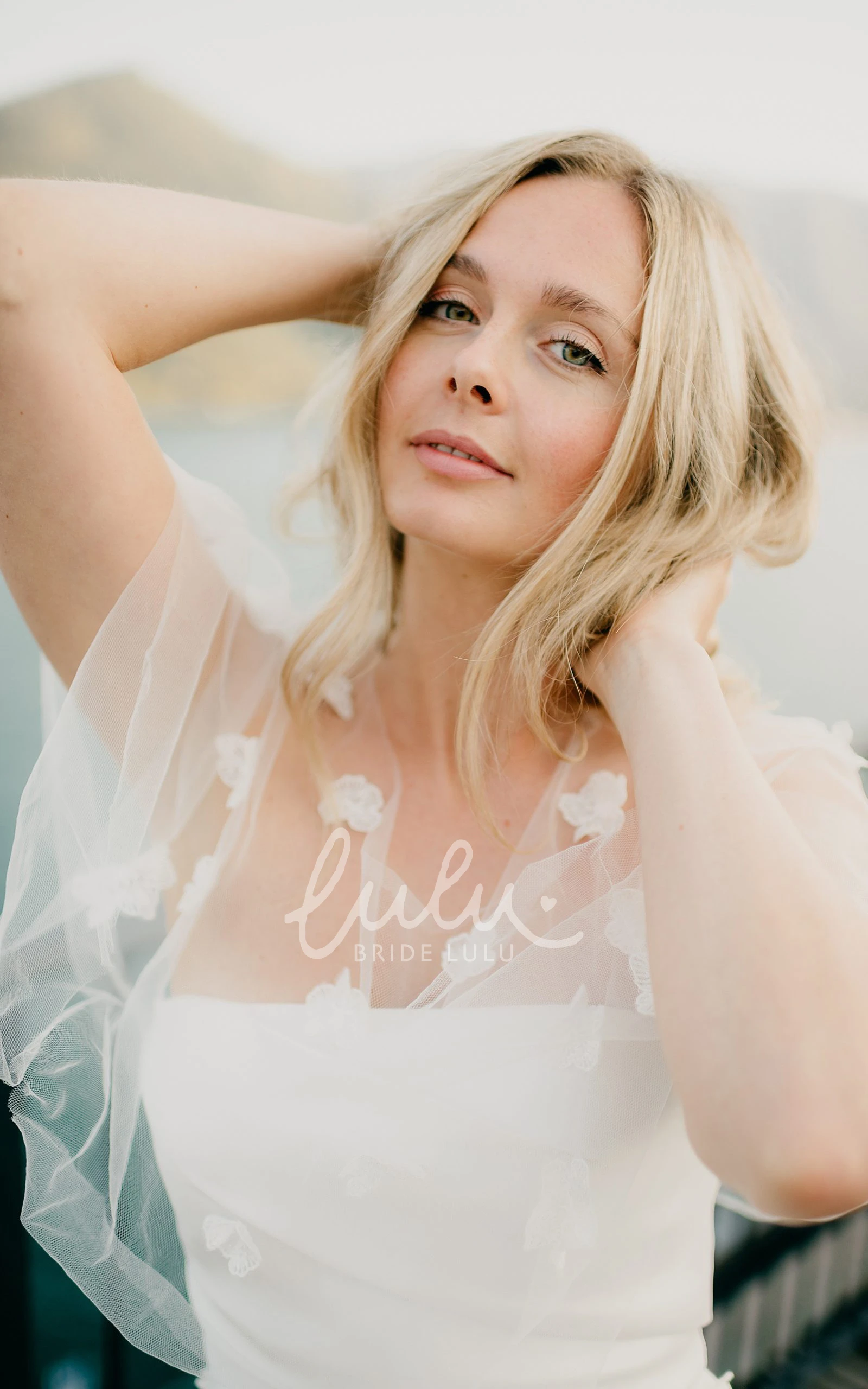 Casual Tulle A-Line Wedding Dress with Appliques and Zipper Back