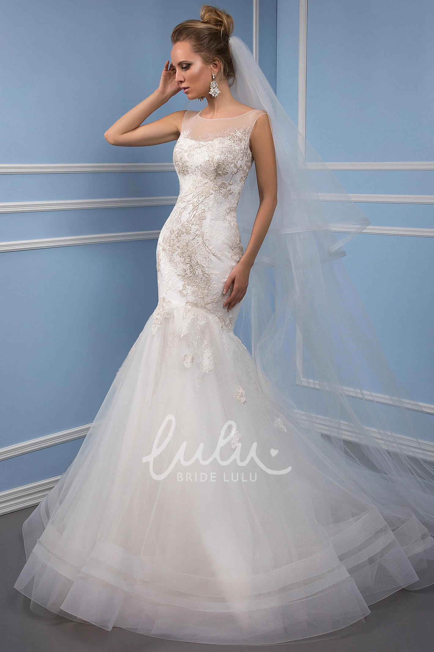 Sleeveless Trumpet Tulle Wedding Dress with Illusion Back and Ruffles Bateau Neckline Bridal Gown