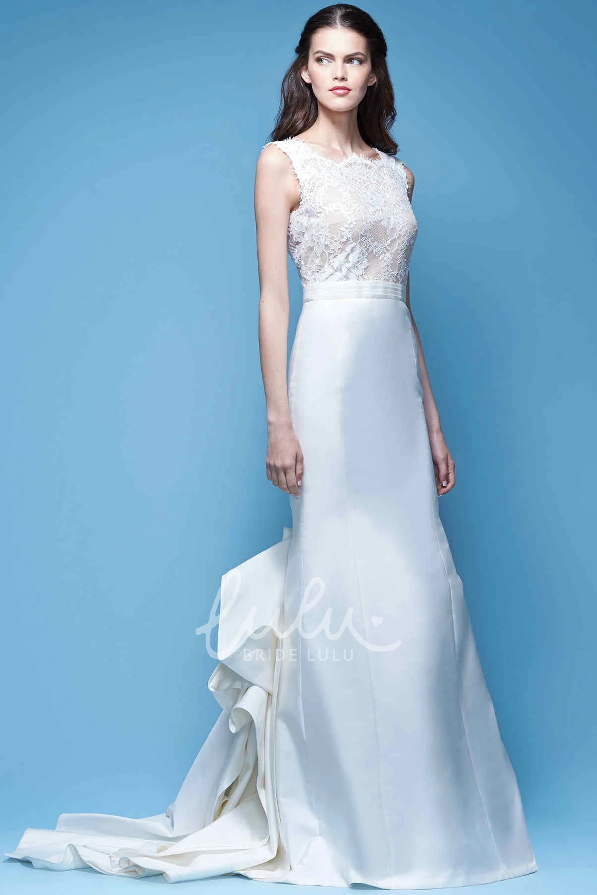 Lace Sheath Satin Wedding Dress with Bateau-Neck Modern Bridal Gown