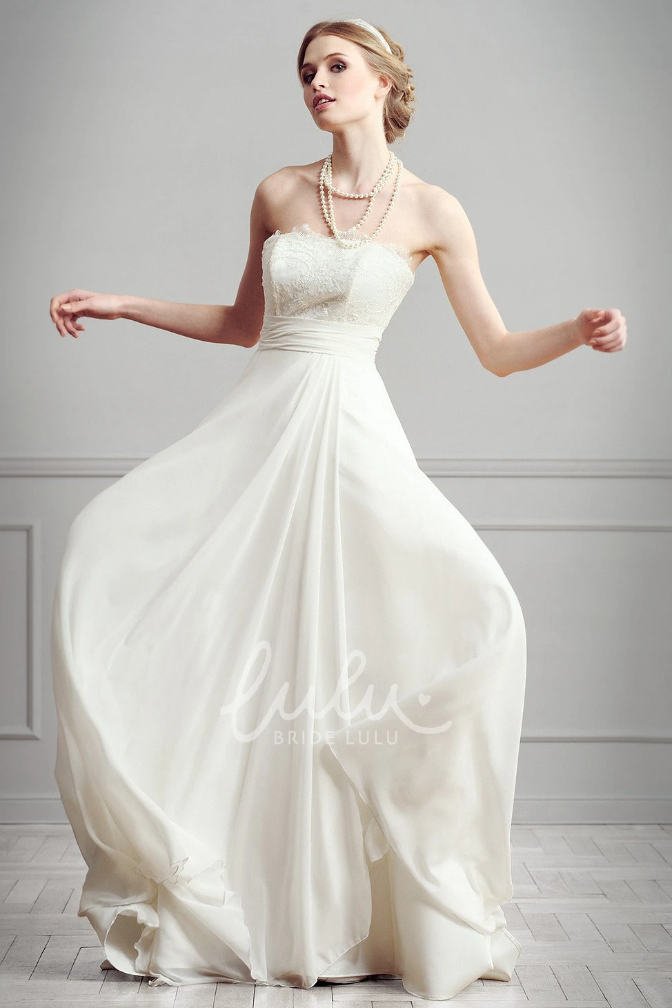 Lace Chiffon Sheath Wedding Dress with Strapless and Floor-Length