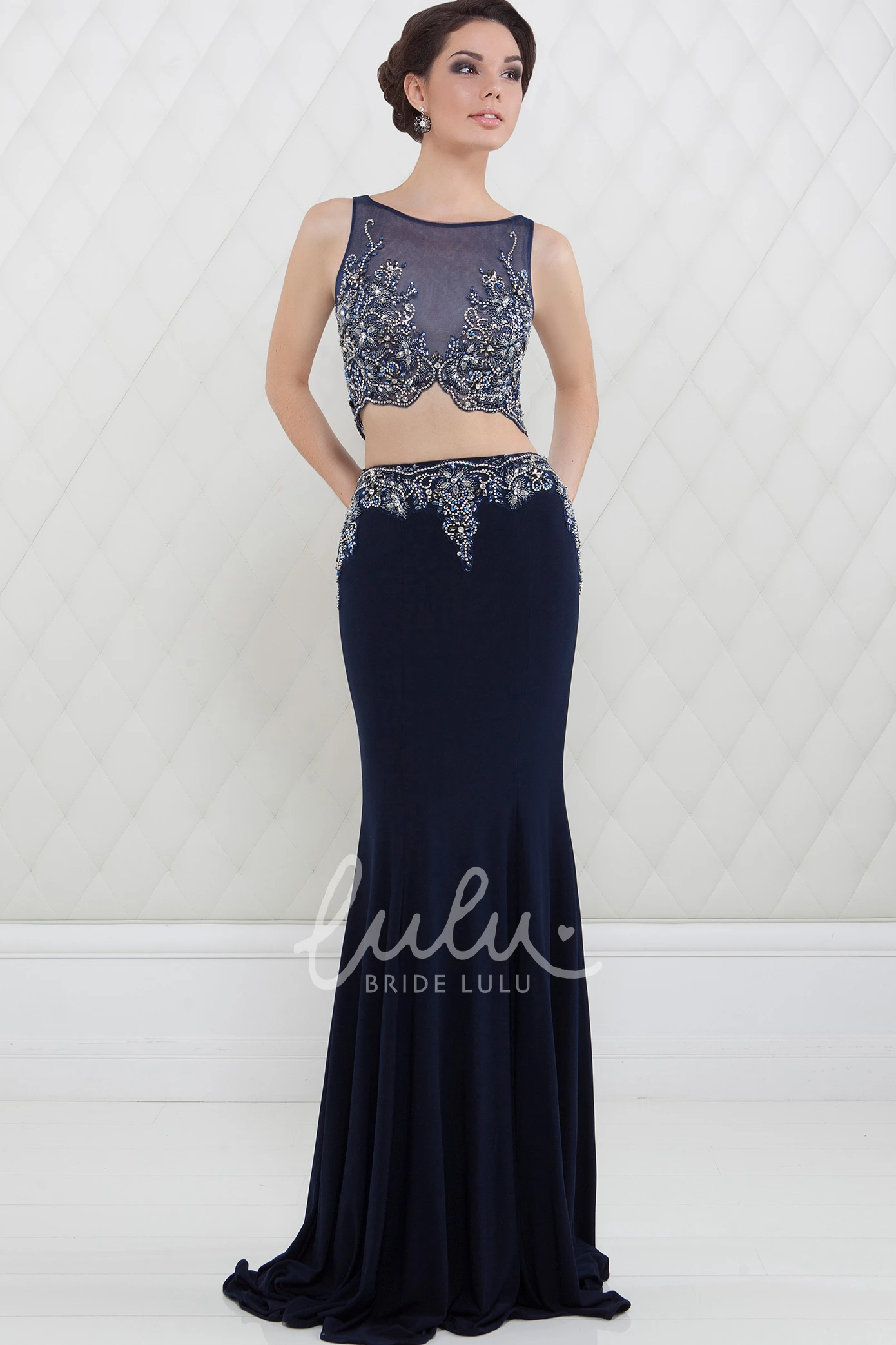 Sheath Scoop-Neck Sleeveless Beaded Floor-Length Jersey Prom Dress Flowy Beaded Sheath Prom Dress