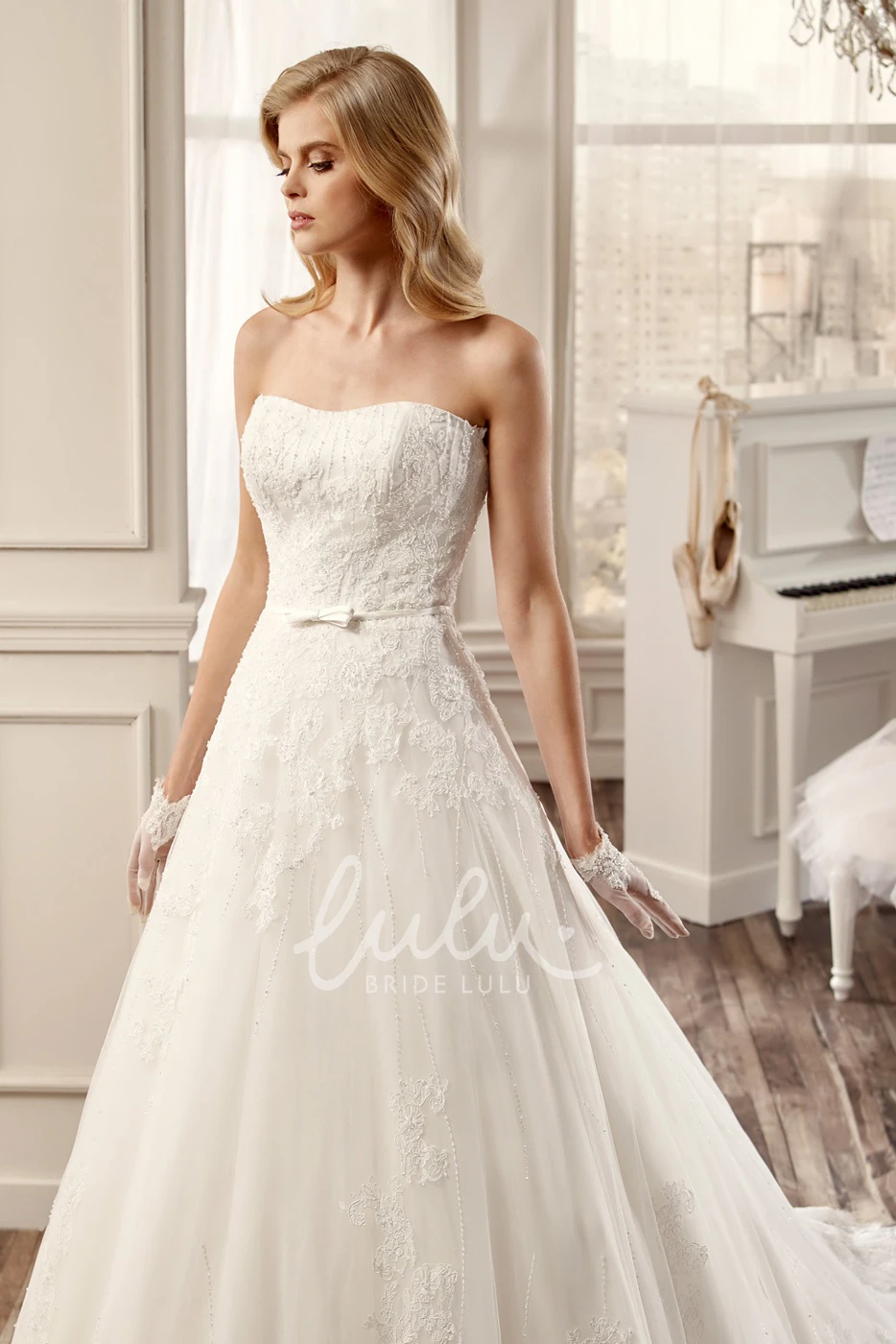 A-Line Lace Appliques Brush Train Winter Wedding Dress Strapless Style