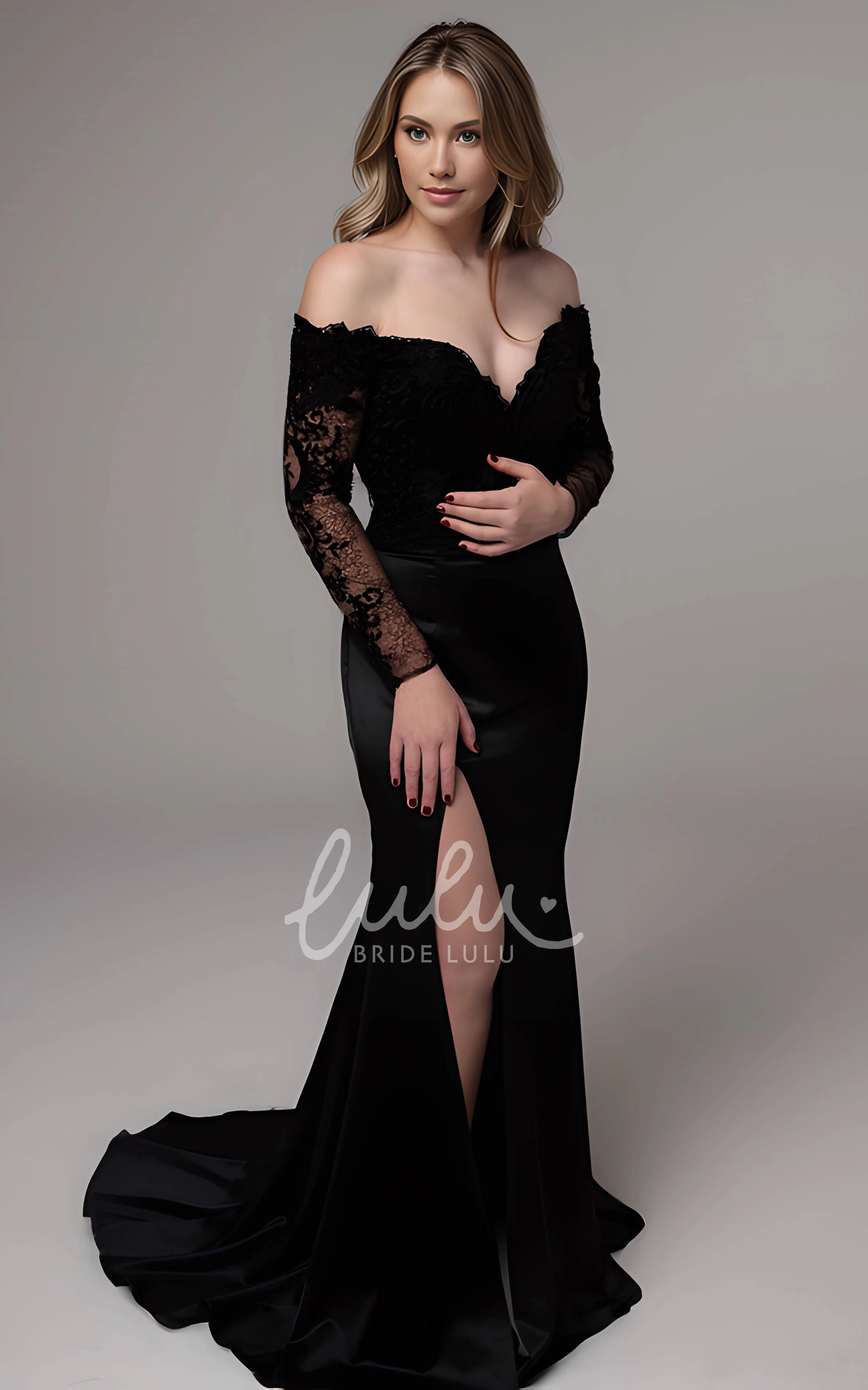 Sexy Detachable Gothic A-Line Black Lace Wedding Dress with Court Train Elegant Satin And Tulle Garden V-neck Long Bridal Gown