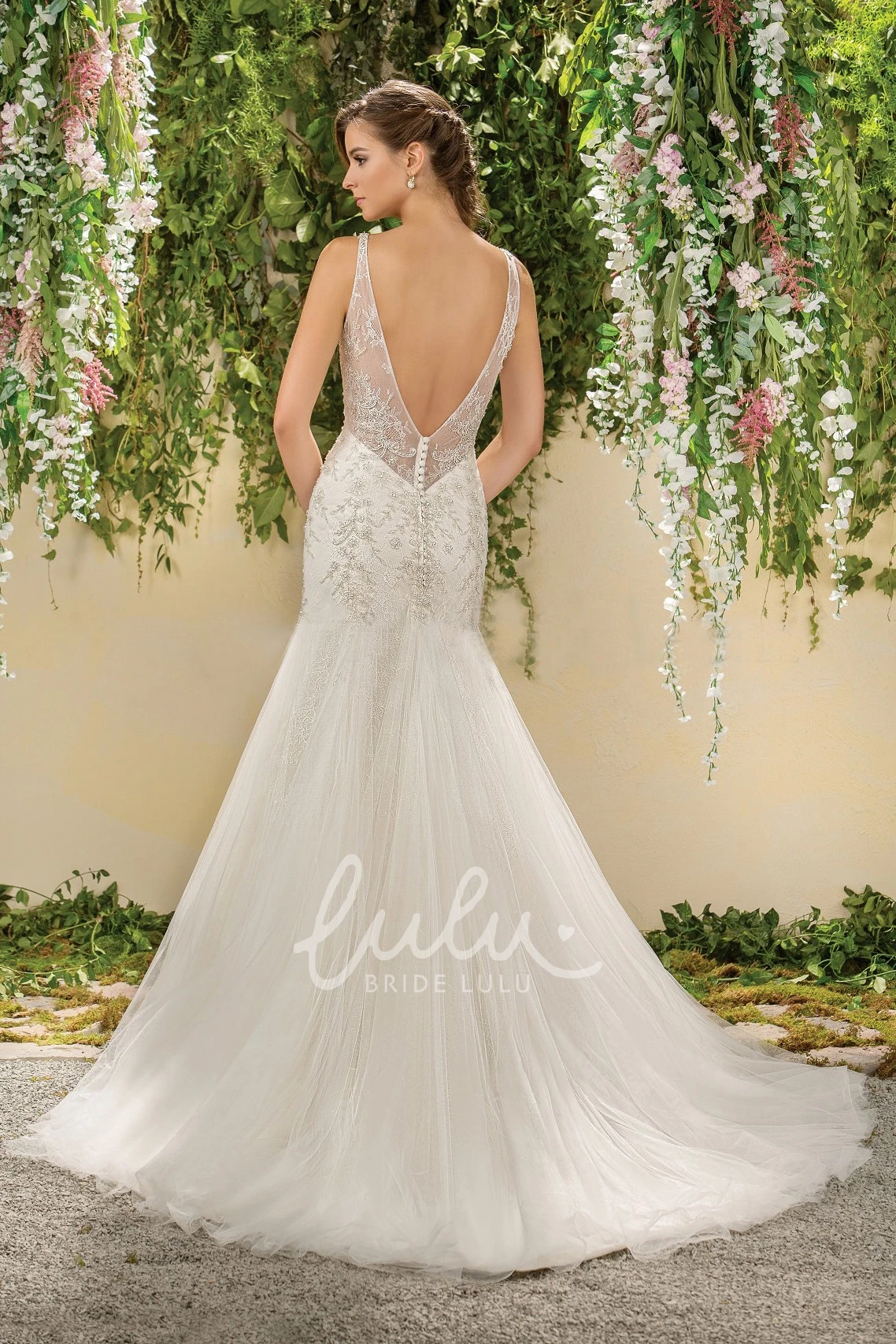 V-Neck Sleeveless Mermaid Wedding Dress with Deep V-Back and Appliques Flowy V-Neck Sleeveless Mermaid Wedding Dress with Appliques