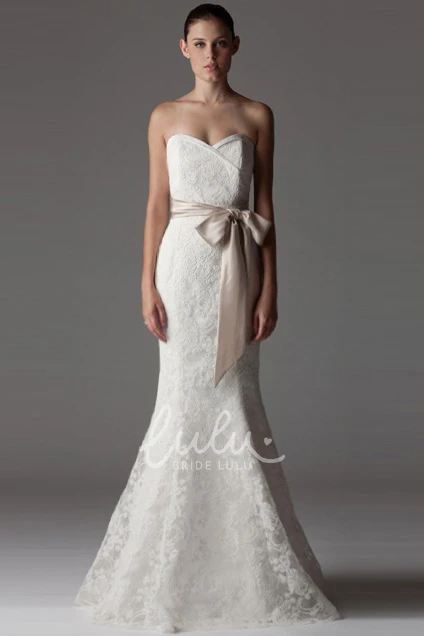 Lace Sleeveless Sweetheart Sheath Wedding Dress with Bow Elegant Floor-Length Gown