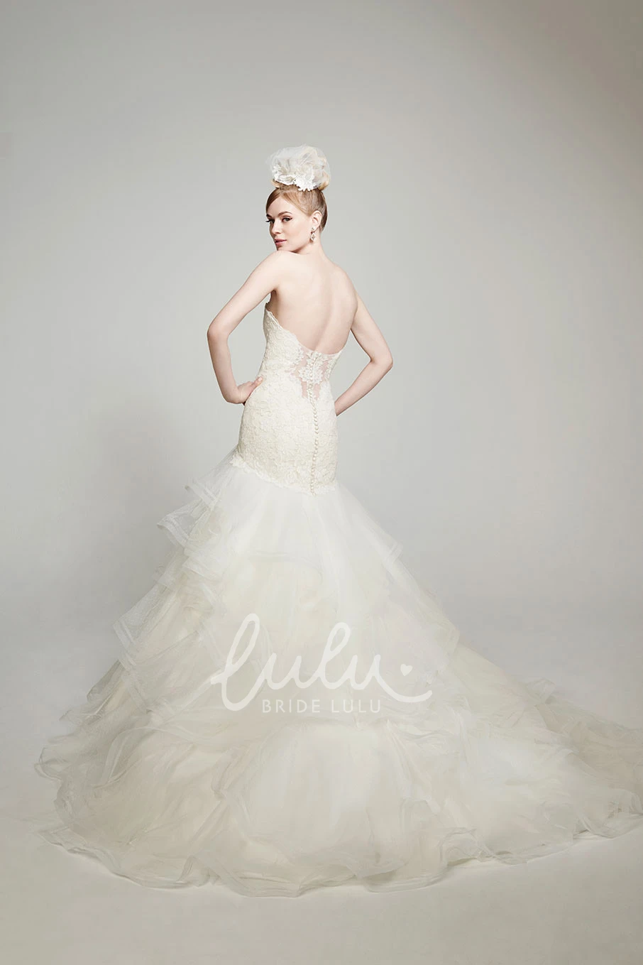 Maxi Lace and Tulle Wedding Dress with Court Train and V-Back Sweetheart Style
