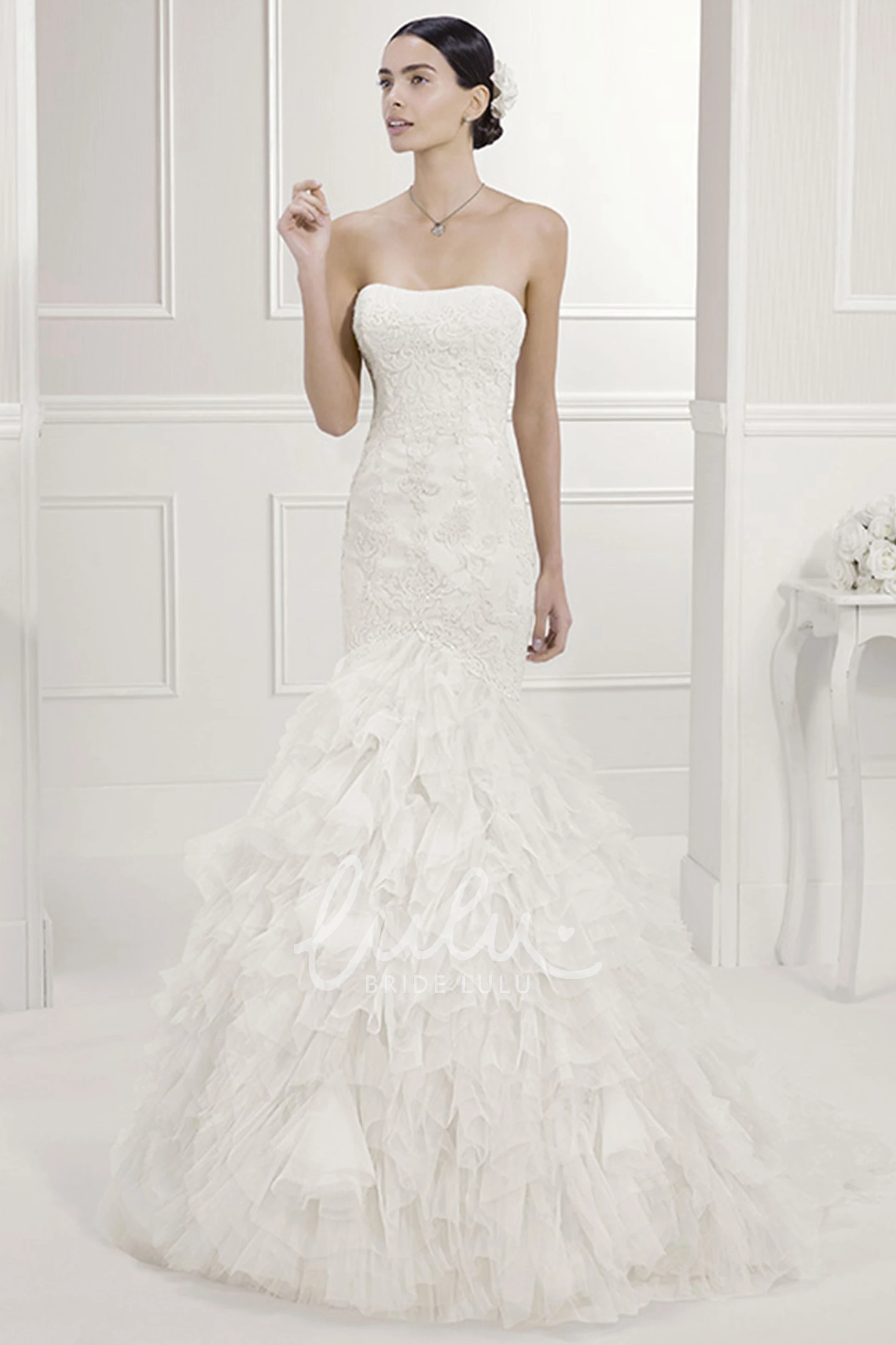 Tiered Tulle Strapless Wedding Dress with Appliques and Removable Lace Sleeves