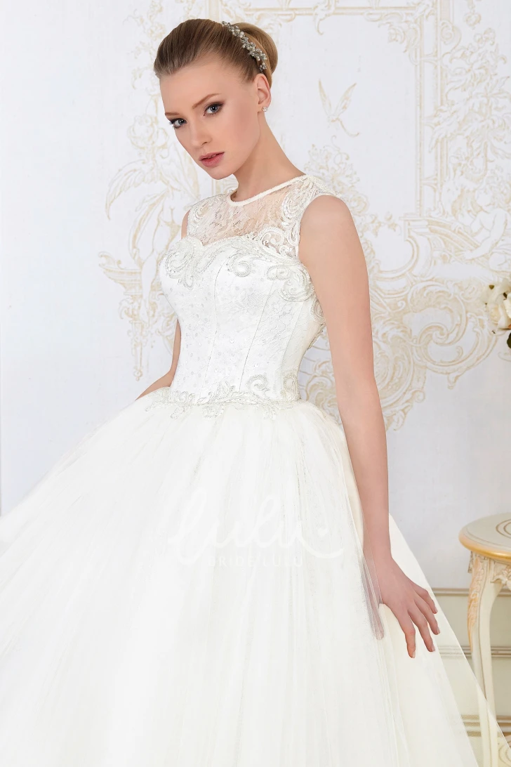 Beaded Scoop-Neck Tulle Ball Gown Wedding Dress Sleeveless and Floor-Length