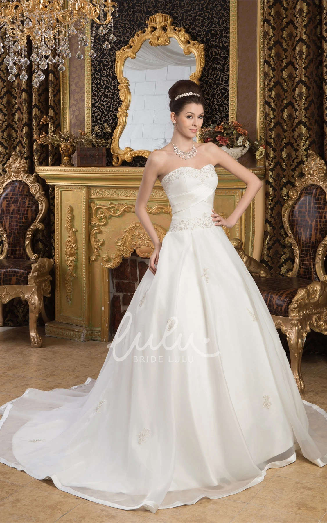 Embroidered Organza Sweetheart A-Line Wedding Gown Unique Wedding Dress 2025