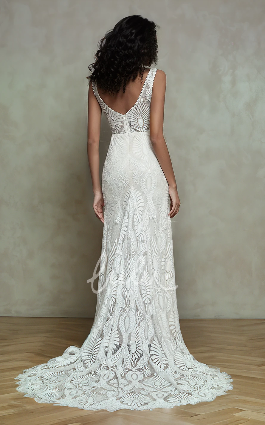 Sleeveless Mermaid Scoop Neck Straps Bohemian Lace Beach Floor-length Wedding Dress with Zipper Deep-V Back Train