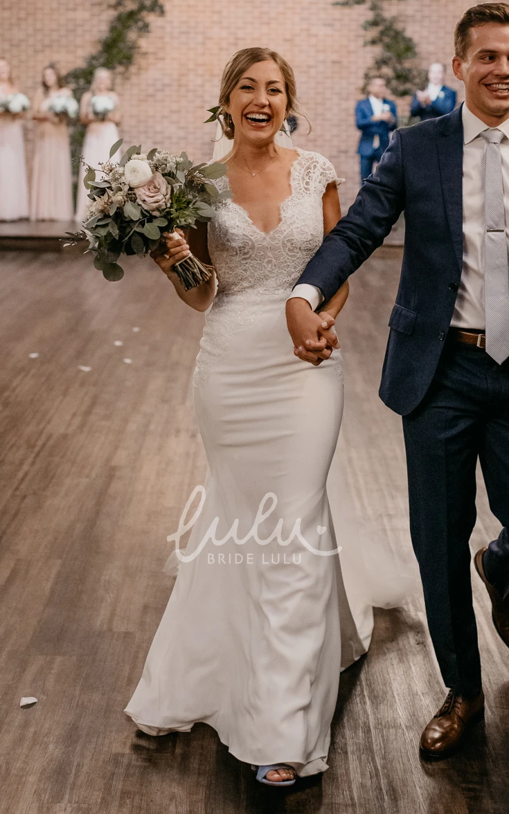 Vintage Cap Sleeve Lace Wedding Dress with Court Train