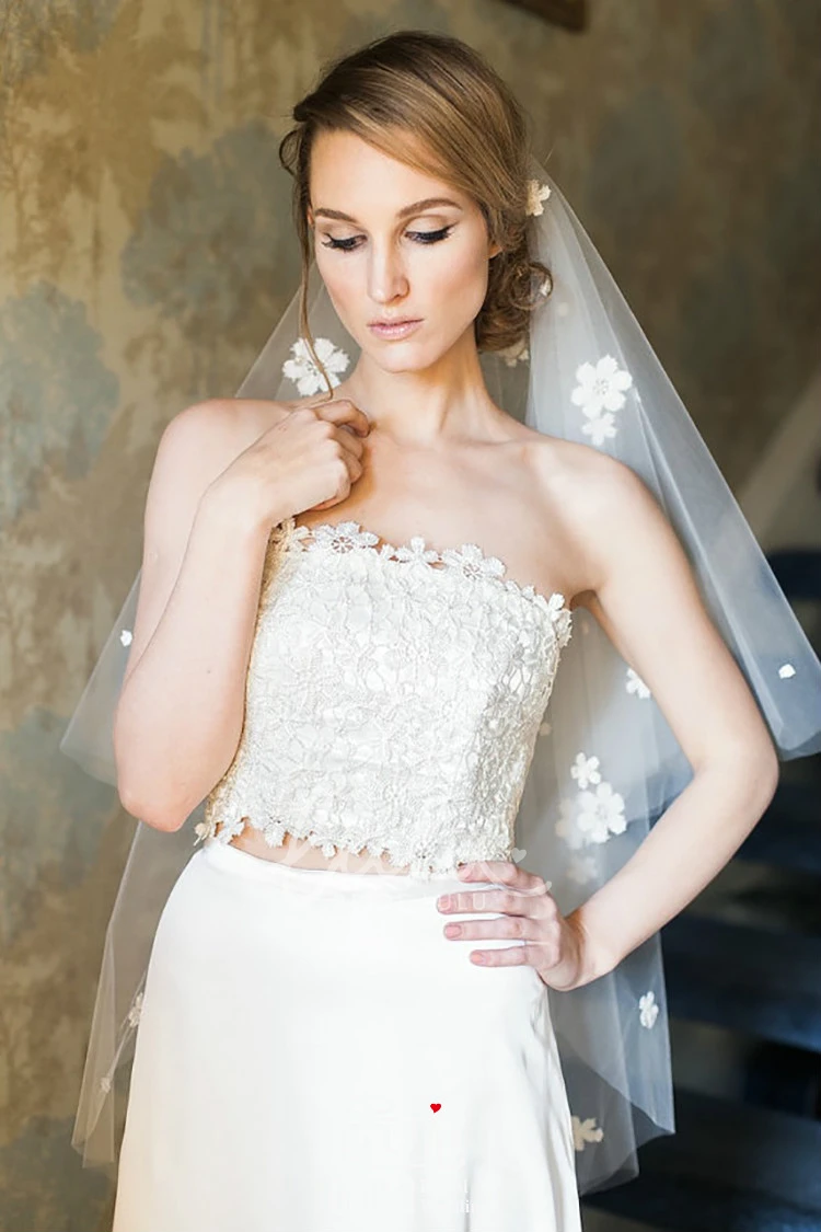 Vintage Style Tulle Wedding Veil with Floral Accents Wedding Dress