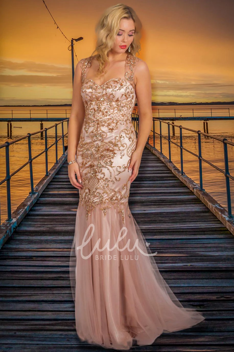 Sleeveless Beaded Tulle&Satin Prom Dress with Sequins Sheath Long Strapped Classy