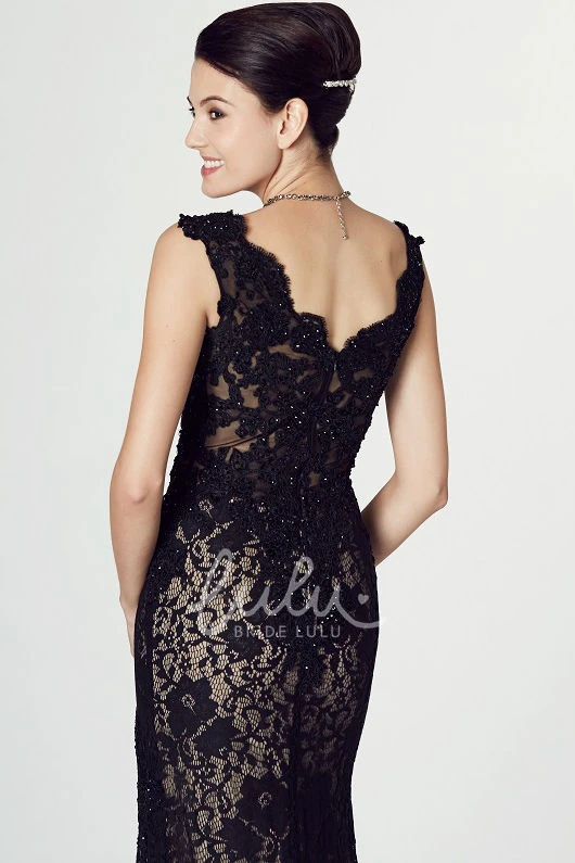 Appliqued Lace Prom Dress V-Neck Sleeveless Floor-Length
