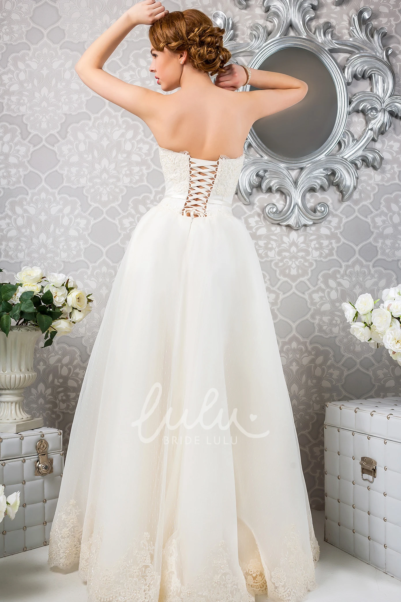 Floor-Length A-Line Tulle Wedding Dress with Bolero and Appliques
