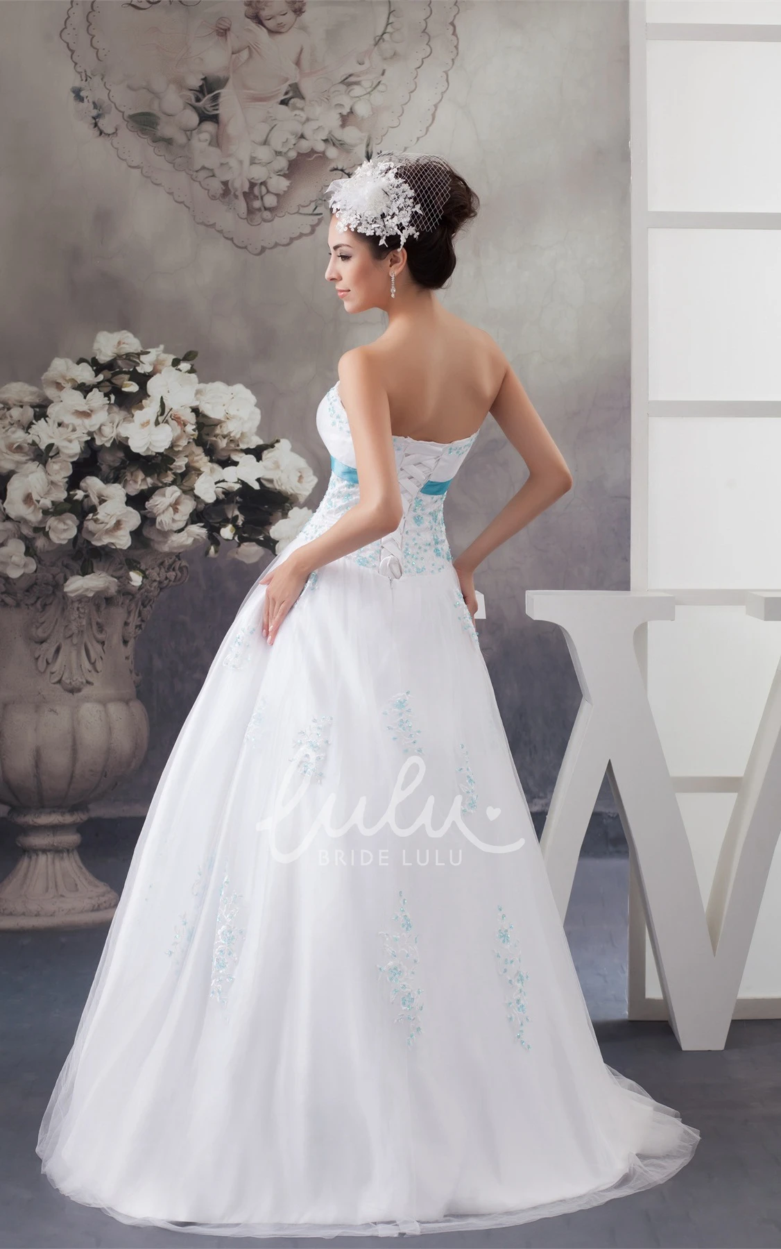 Lace Applique Tulle Strapless Wedding Dress with Bolero A-Line and Classy