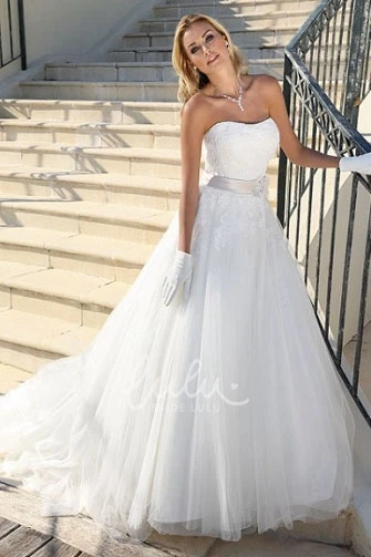 Appliqued Tulle A-Line Wedding Dress Strapless Long with Appliques