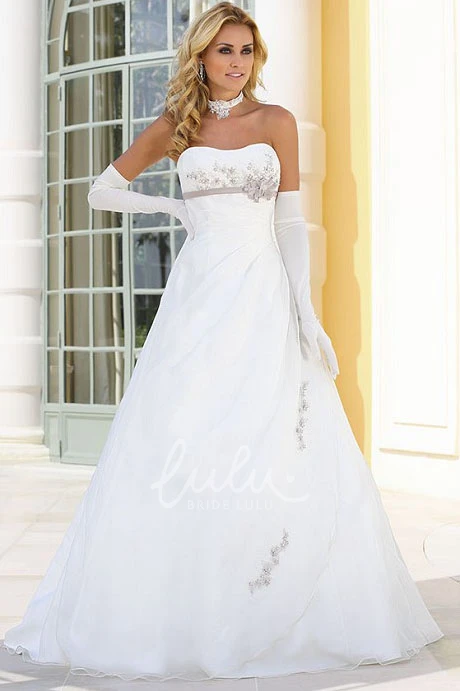 Strapless Floral Satin Floor-Length Wedding Dress with Appliques Romantic Bridal Gown