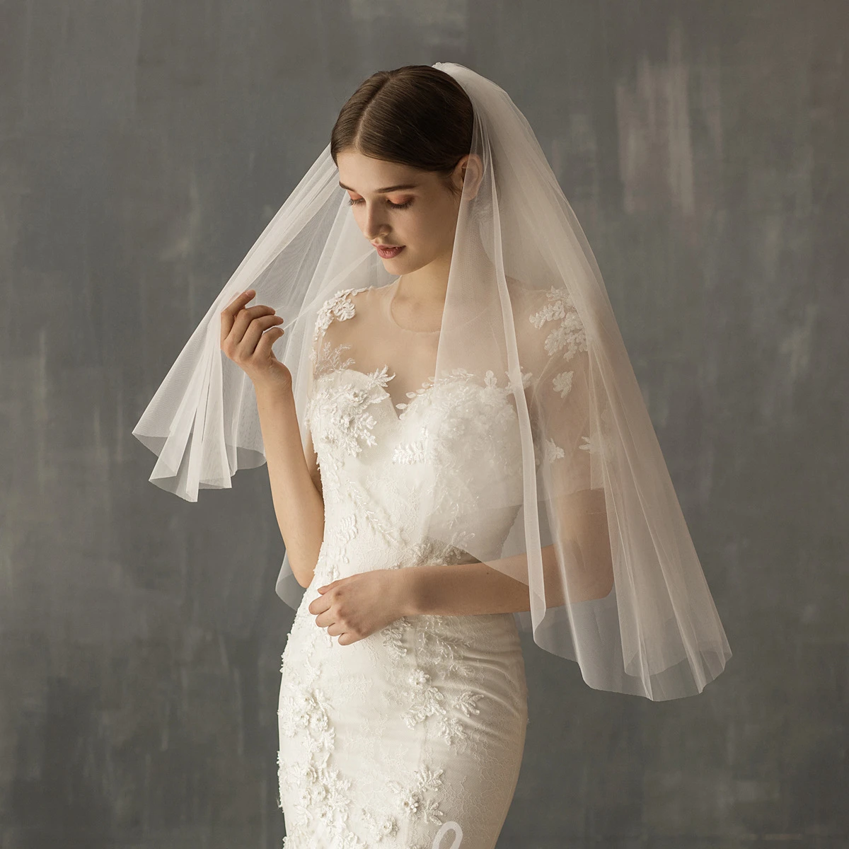  Fingertip Length Mantilla Wedding Veil with Lace Trim, Mid Length  Bridal Veil (40-42'', light ivory) : Handmade Products