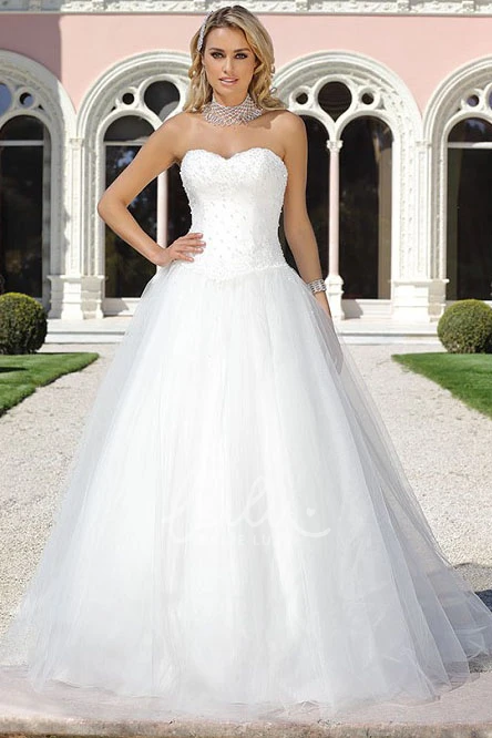 Sweetheart Tulle Wedding Dress with Beading Ball Gown Bridal Dress