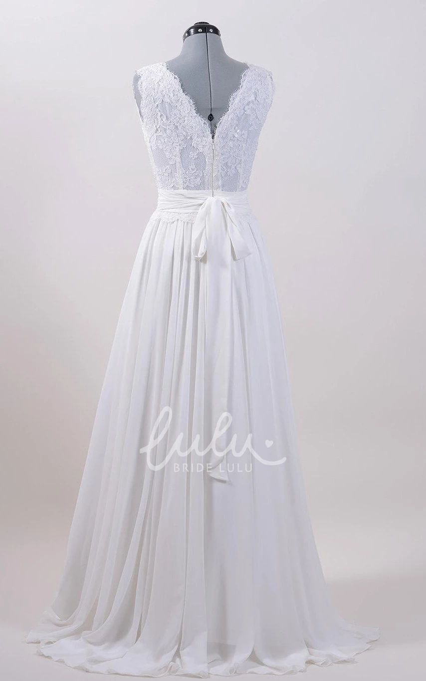 Alencon Lace V-Back Warm Wedding Dress with Chiffon Skirt Sleeveless Elegant 2025