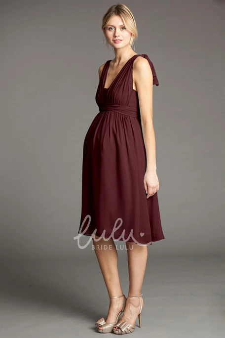 Knee-Length Chiffon Bridesmaid Dress with Straps V-Neck Bowed Empire