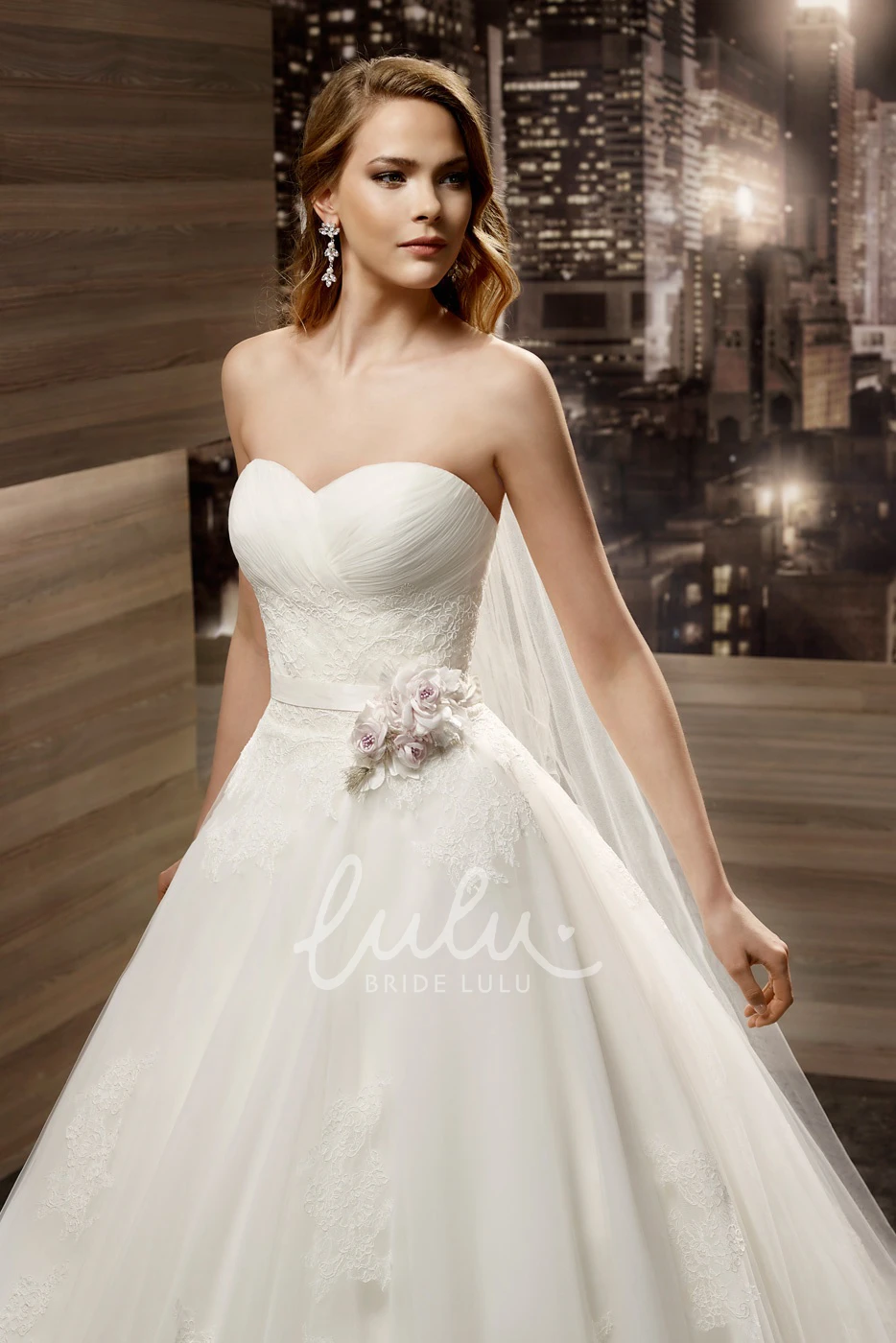 Open-Back A-Line Wedding Dress with Flower Waist and Brush Train