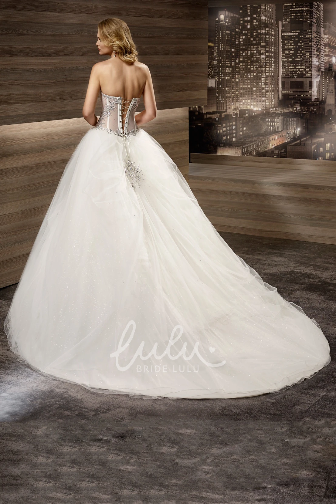 Tulle Skirt Beaded Corset A-Line Wedding Dress Sweetheart Brush Train