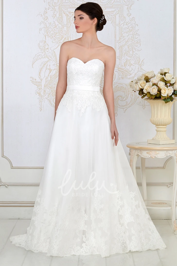 Lace Sweetheart A-Line Wedding Dress with Bow Floor-Length Sleeveless