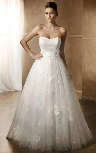 Strapless Tulle&Satin Ball Gown Wedding Dress with Appliques and Deep-V Back