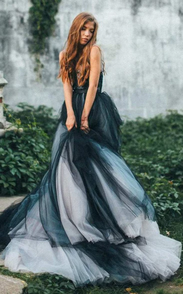 Black and Grey Gothic A-Line Boho Lace Wedding Dress Sexy Flowy Sleeveless Deep-V Back Tulle Bridal Gown with Train