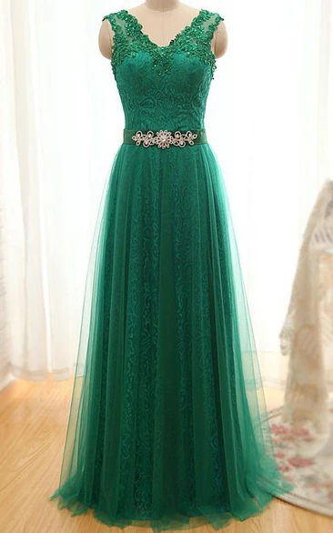 Floor-length Tulle Dress with Straps and V-neck Perfect for Bridesmaids