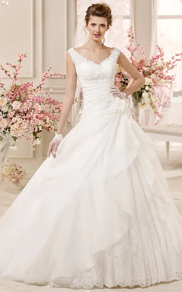 A-line Wedding Dress with Pleated Waist and Key-hole Back Sweetheart Ruching Style