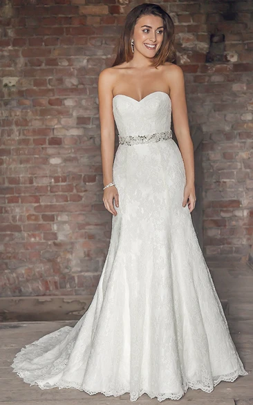Lace Appliqued Sweetheart Wedding Dress with Court Train Maxi Length