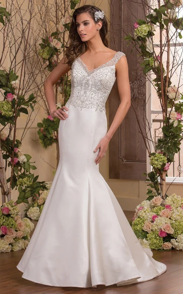 Cap-Sleeved Mermaid Wedding Dress with Keyhole Back and Beadings