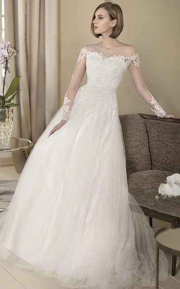 Off-The-Shoulder Tulle&Lace A-Line Wedding Dress with Long Sleeves and Floor-Length Design