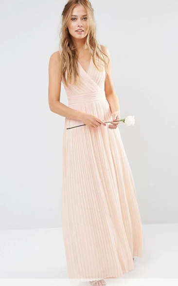 V-Neck Sleeveless Chiffon Bridesmaid Dress with Pleats and V Back Elegant Bridesmaid Dress