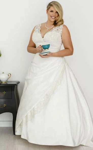 Plus Size Taffeta Wedding Dress with Appliques A-Line Sleeveless Draped