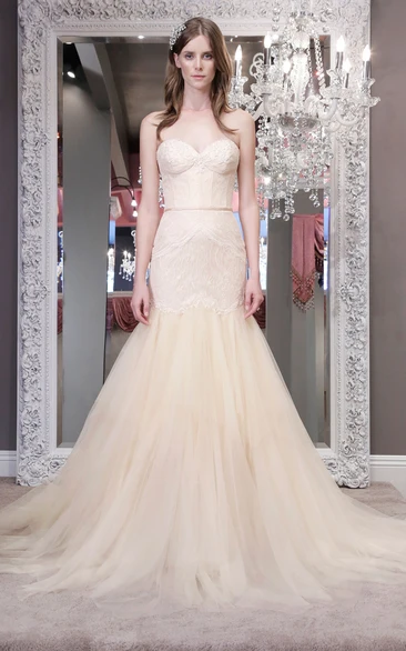 Sweetheart Mermaid Tulle Wedding Dress with Appliques Floor-Length