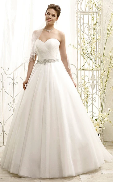 Sweetheart Jeweled Tulle Ball Gown Wedding Dress with Criss Cross Glamorous Bridal Gown