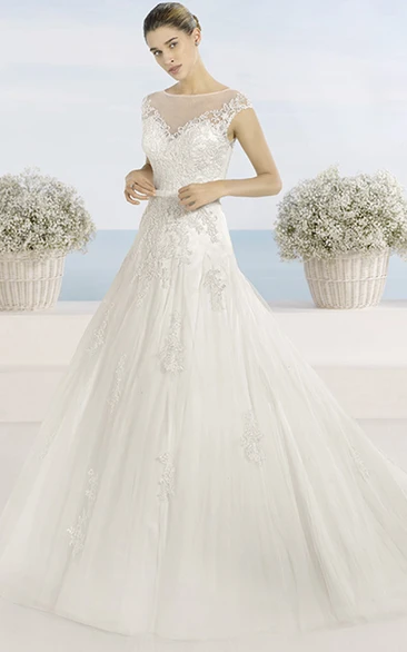 Bateau-Neck Tulle Ball Gown Wedding Dress with Short Sleeves and Illusion