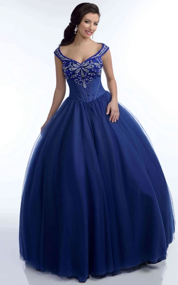 Tulle Crystal Detailed V-Neck Ball Gown Formal Dress