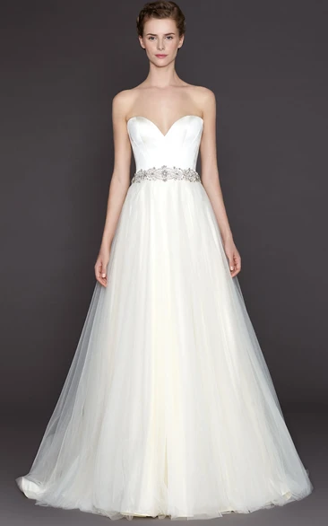 Sweetheart Tulle Wedding Dress with Waist Jewellery and V Back A-Line Floor-Length