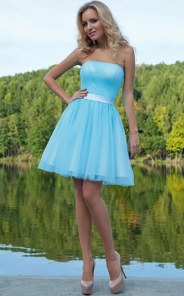 A-Line Tulle Prom Dress with Sash Ruched Sleeveless Strapless Short Mini
